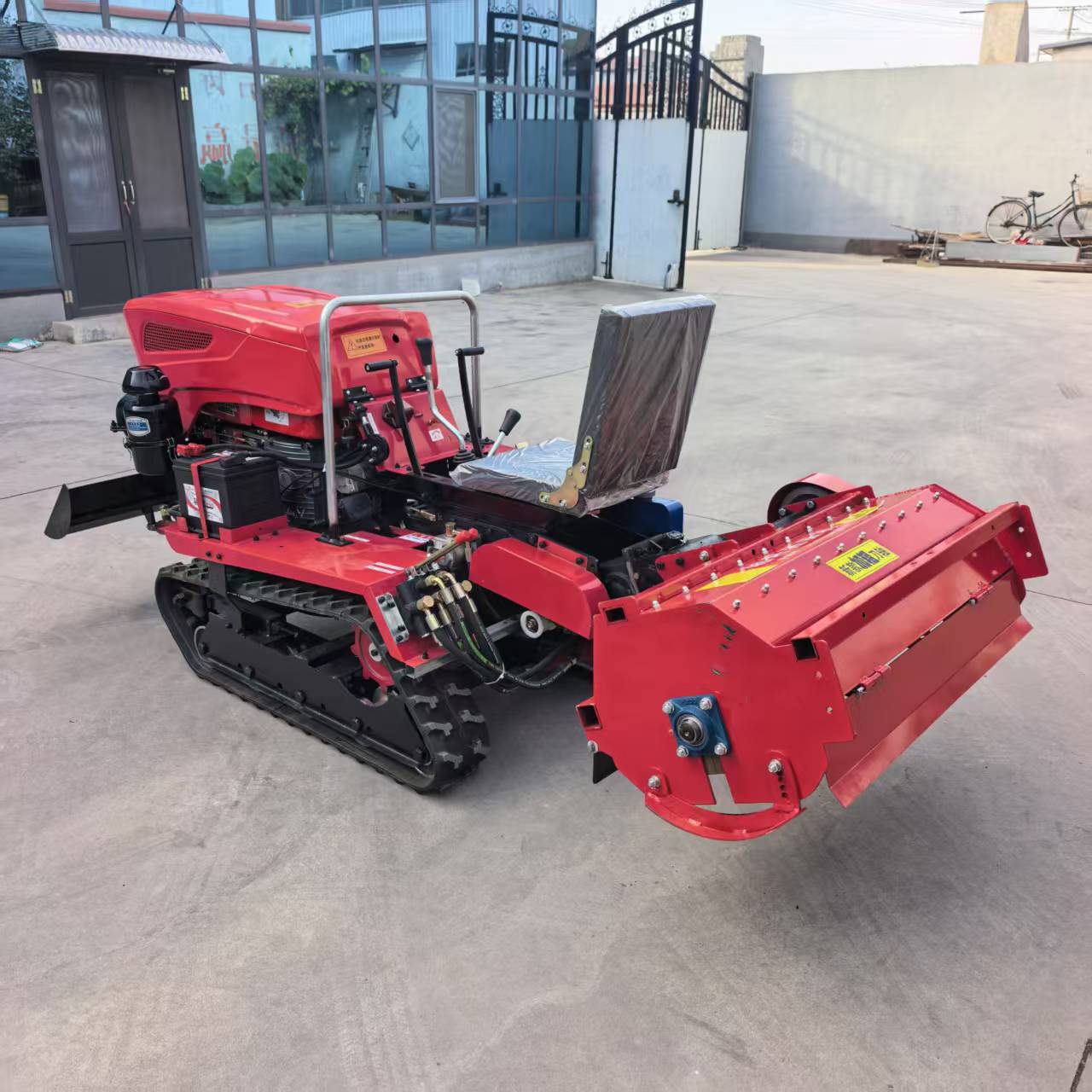 Compact Ride-on Crawler Mini T - đánh giá và giá Farming Agriculture Land